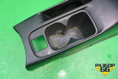 Подлокотник (MR51226) для Mitsubishi Lancer-9  с 2003-2008г