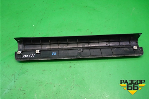 Накладка порога внутренняя переднего правого (MR417192) для Mitsubishi Lancer-9  с 2003-2008г