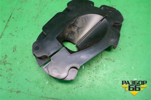 Кожух рулевой колонки (нижний на пол) (MR527666) для Mitsubishi Lancer-9  с 2003-2008г