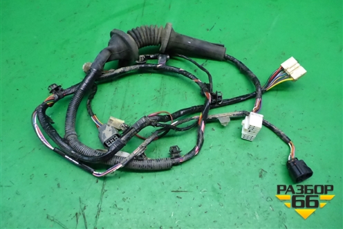 Проводка двери передней левой (MN151095) для Mitsubishi Lancer-9  с 2003-2008г