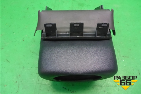 Кожух рулевой колонки (6RU858559A) для Volkswagen Polo (седан) с 2010г