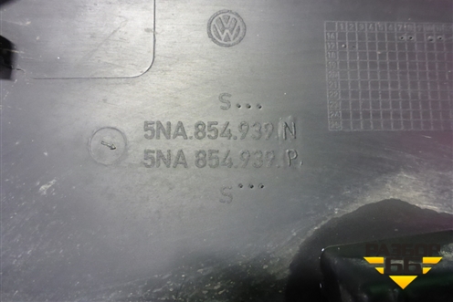 Накладка двери передней левой (5NA854939N) для Volkswagen Tiguan с 2016г