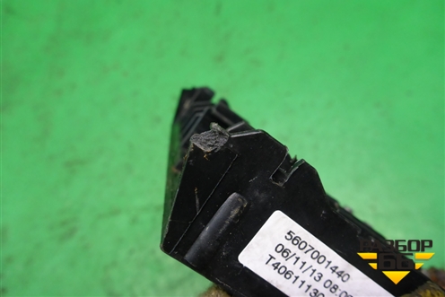 Блок предохранителей подкапотный (5607001440) для Ford Fusion с 2002г