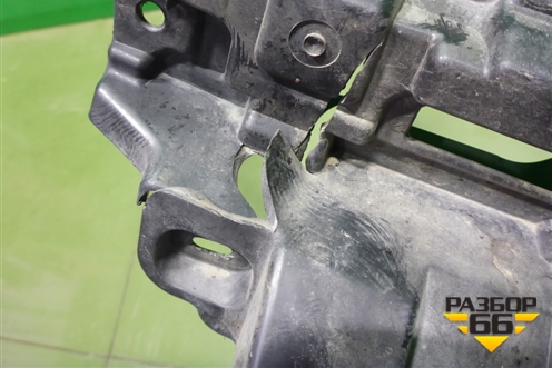 Кронштейн переднего бампера центральный (5311542010) для Toyota Rav-4 с 2018г