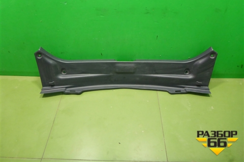 Обшивка багажника на заднюю панель (5838706270) для Toyota Camry V70 с 2017г
