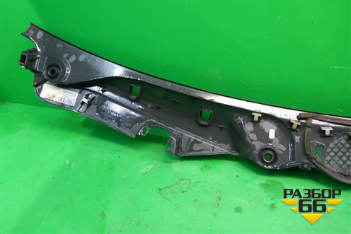 Решетка стеклоочистителей (A2128301213) для Mercedes Benz E-Klass W212 с 2009-2016г