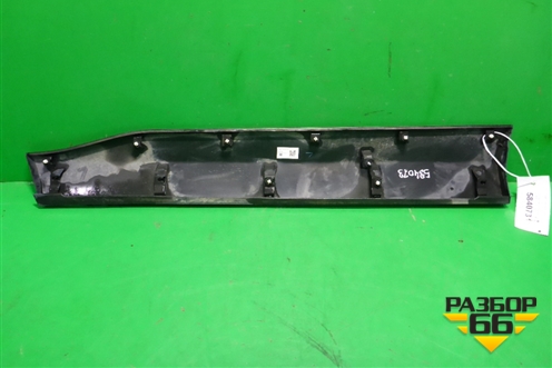 Накладка двери передней правой (7507342040) для Toyota Rav-4 с 2018г