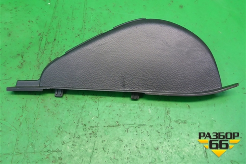 Накладка на торпедо (боковая правая) (96327274) для Chevrolet Evanda с 2004г