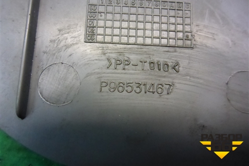 Накладка внутренняя (на консоль правая) (96531467) для Chevrolet Evanda с 2004г