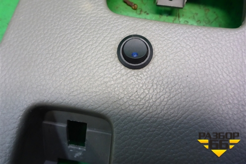 Накладка на торпедо (под рулём) (96327277) для Chevrolet Evanda с 2004г