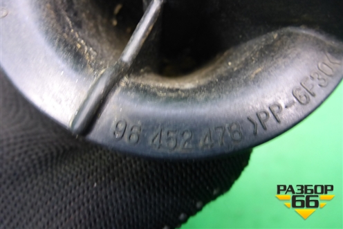 Болт крепления запасного колеса (96452478) для Chevrolet Evanda с 2004г