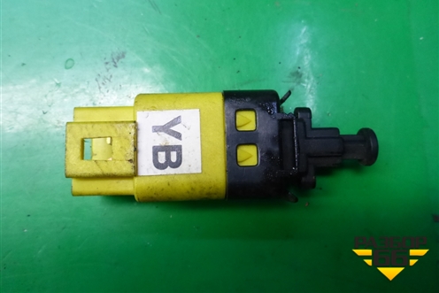 Датчик включения стопсигнала для Chevrolet Evanda с 2004г