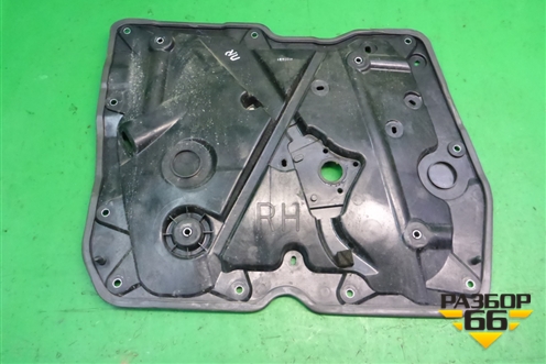 Панель внутренняя двери передней правой (807741AA0A) для Nissan Murano (Z51) с 2007-2015г