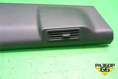 Обшивка стойки центральная нижняя правая (PC73769361AA0A) для Nissan Murano (Z51) с 2007-2015г