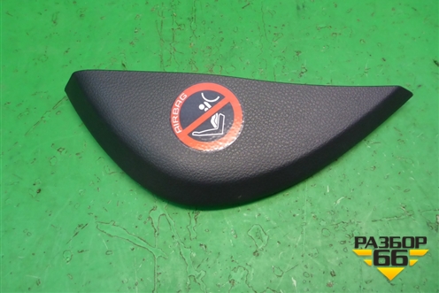 Накладка на торпедо (боковая правая) (684201AA0A) для Nissan Murano (Z51) с 2007-2015г