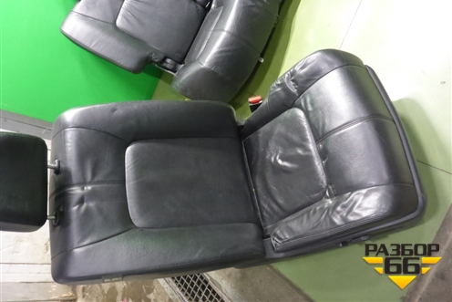 Сиденья комплект (AIR BAG подогрев электро регулировка) для Nissan Murano (Z51) с 2007-2015г