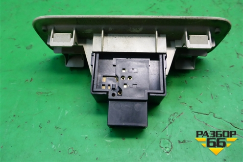 Кнопка закрывания двери багажника для Nissan Murano (Z51) с 2007-2015г