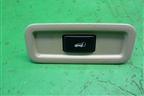 Кнопка закрывания двери багажника для Nissan Murano (Z51) с 2007-2015г