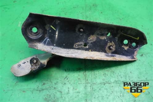 Кронштейн задней балки правый для Nissan Murano (Z51) с 2007-2015г