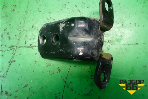 Петля двери задней правой нижняя для Nissan Murano (Z51) с 2007-2015г