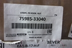 Наклейка (двери передней правой на рамку) (7598533040) для Toyota Camry V70 с 2017г