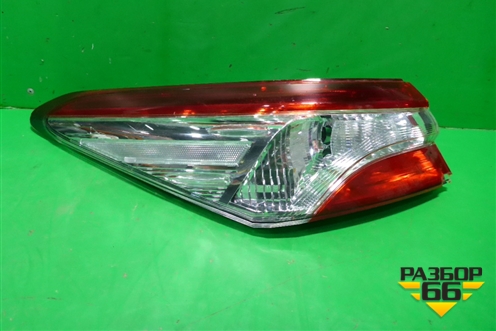 Фонарь задний наружный левый (галоген) (8156133660) для Toyota Camry V70 с 2017г