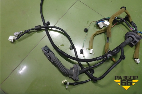 Проводка двери передней левой (241251ME2A) для Infiniti Infiniti M37/56 (Y51) с 2010-2013г (М37/56)