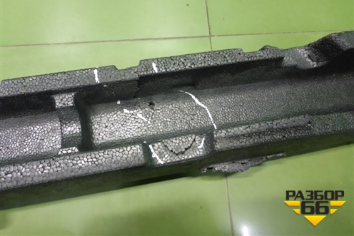 Наполнитель переднего бампера (62090HV00A) для Nissan Qashqai (J11E) с 2013г