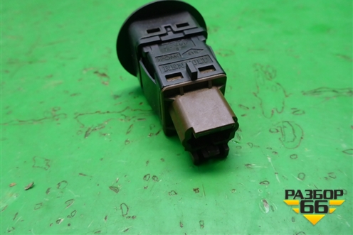 Выключатель пассажирской AIR BAG (681995427R) для VAZ XRAY с 2016г