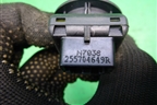Переключатель регулировки зеркал (255704649R) для VAZ XRAY с 2016г