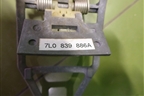 Кронштейн ручки наружной (задней правой) (7L0839886A) для Volkswagen Touareg c 2002-2010г