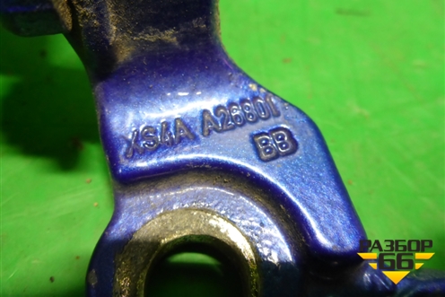 Петля двери задней левой нижняя (XS4AA26801BB) для Ford Focus 1 с 1998-2004г