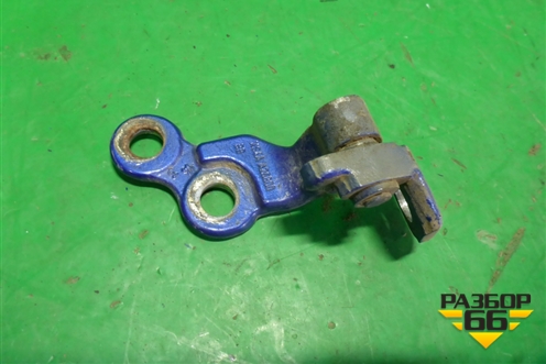 Петля двери задней правой нижняя (XS4AA26800BB) для Ford Focus 1 с 1998-2004г