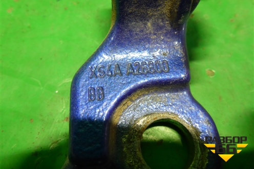 Петля двери задней правой нижняя (XS4AA26800BB) для Ford Focus 1 с 1998-2004г