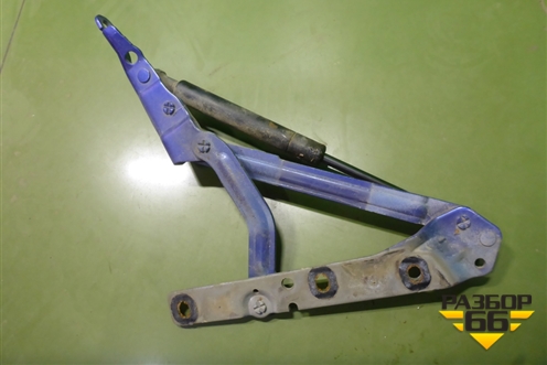 Петля крышки багажника левая (YS41F42701AA) для Ford Focus 1 с 1998-2004г