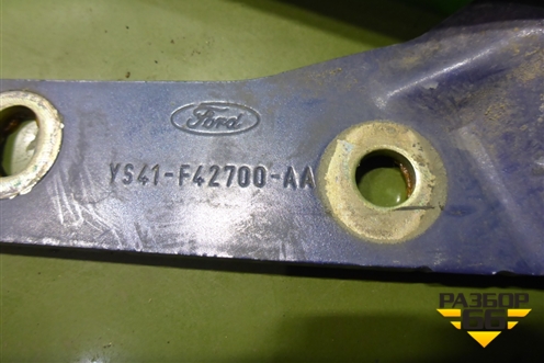 Петля крышки багажника правая (YS41F42700AA) для Ford Focus 1 с 1998-2004г