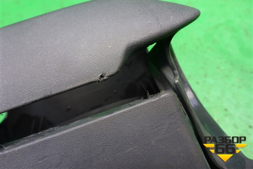 Кожух рулевой колонки (13136397) для Opel Meriva с 2003-2010г