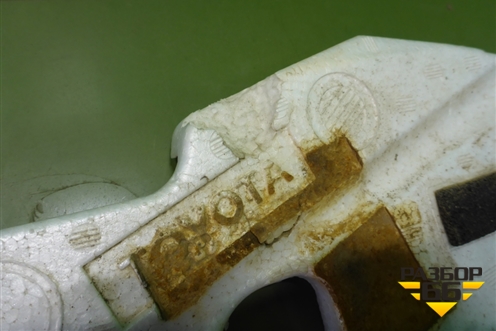 Наполнитель заднего бампера (5261560050) для Toyota Land Cruiser Prado(150) с 2009г