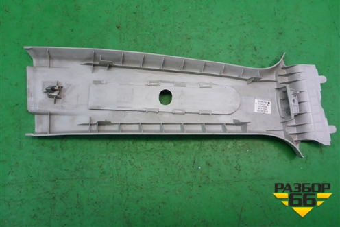 Обшивка стойки центральная верхняя левая (5J0867243J) для Skoda Fabia с 2007-2014г