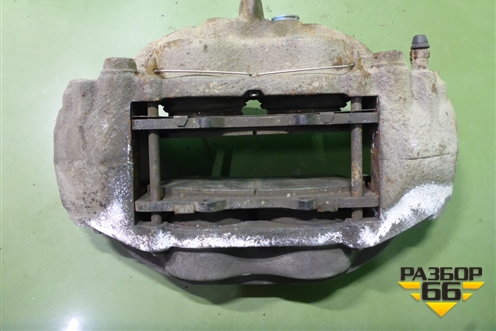 Суппорт передний правый (4773060280) для Toyota Land Cruiser (200) с 2008г