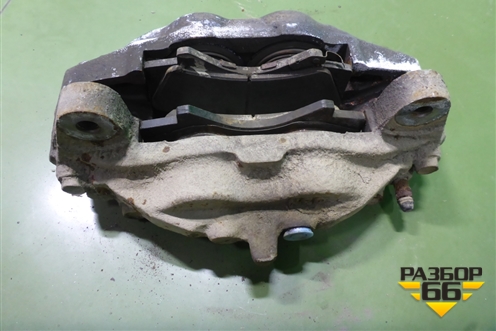 Суппорт передний правый (4773060280) для Toyota Land Cruiser (200) с 2008г