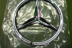 Эмблема (новая) (A4068100018) для Mercedes Benz  TRUCK Axor 2 с 2004г