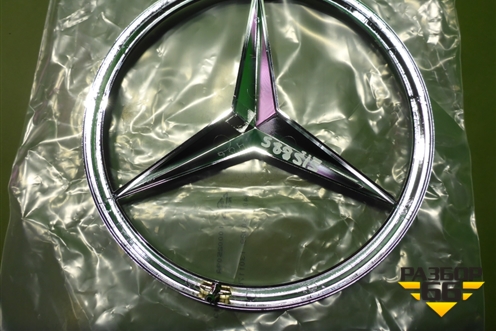 Эмблема (новая) (A4068100018) для Mercedes Benz  TRUCK Axor 2 с 2004г