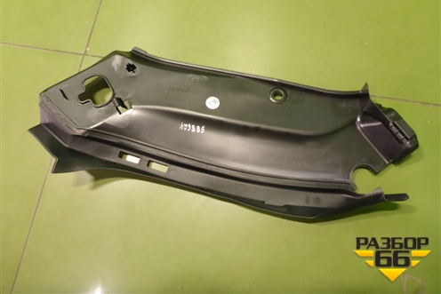 Накладка декоративная на переднюю панель (правая, новая) (A2048261024) для Mercedes Benz GLK-Klass X204 с 2008г (ГЛК)