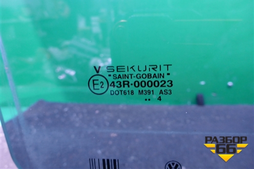Стекло двери задней правой для Volkswagen Touareg c 2002-2010г