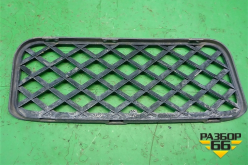 Решетка в передний бампер левая (до 2006г) (7L6853676) для Volkswagen Touareg c 2002-2010г