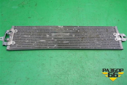 Радиатор маслоохладитель КПП (7L0317019B) для Volkswagen Touareg c 2002-2010г