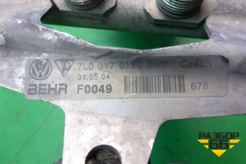 Радиатор маслоохладитель КПП (7L0317019B) для Volkswagen Touareg c 2002-2010г