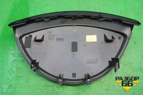 Накладка на щиток приборов (7L6858291) для Volkswagen Touareg c 2002-2010г