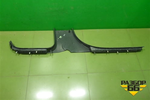 Накладка порога внутренняя правая (7L0953370) для Volkswagen Touareg c 2002-2010г
